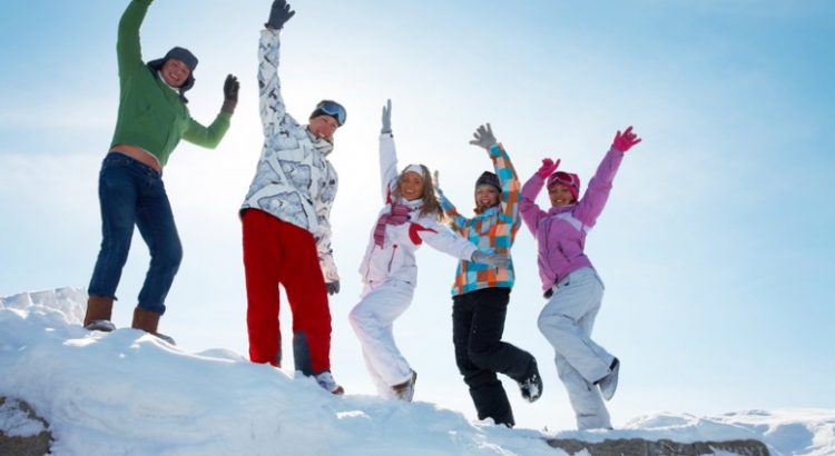 What do people do for fun during the Canadian winter? - CanPacific's Blog